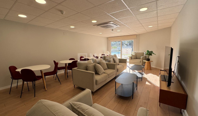 Odsprzedaż - Mieszkanie w bloku - Pilar de la Horadada - Riomar