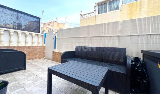 Odsprzedaż - Bungalow - Torrevieja - Los Balcones