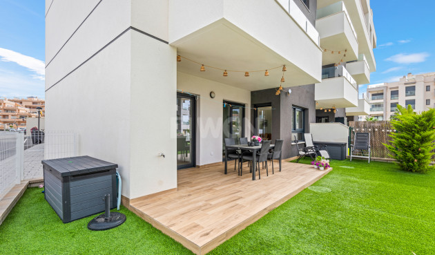 Reventa - Apartamento / piso - Villamartin - Costa Blanca