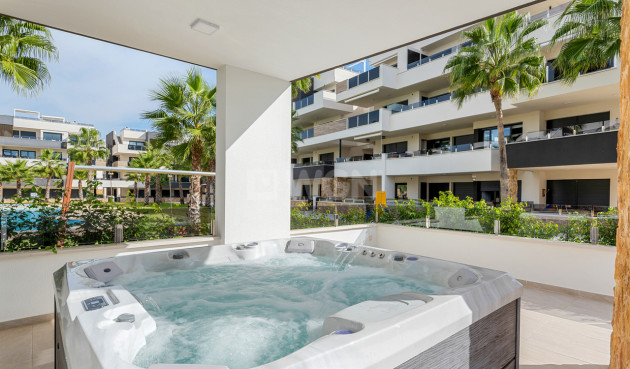 Resale - Apartment / flat - Villamartin - Costa Blanca