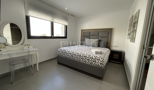 Odsprzedaż - Villa - Los Balcones - Costa Blanca