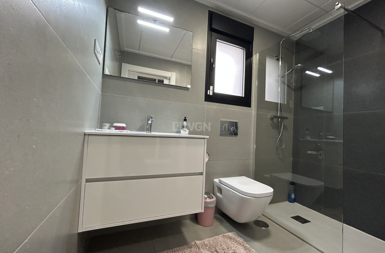 Odsprzedaż - Villa - Los Balcones - Costa Blanca