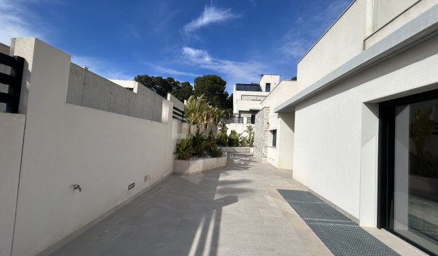 Odsprzedaż - Villa - Los Balcones - Costa Blanca