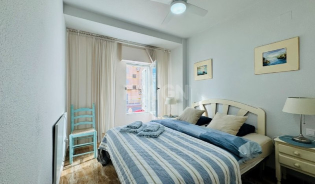 Odsprzedaż - Mieszkanie w bloku - La Mata - Costa Blanca