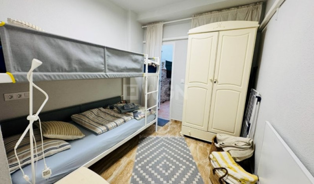 Odsprzedaż - Mieszkanie w bloku - La Mata - Costa Blanca