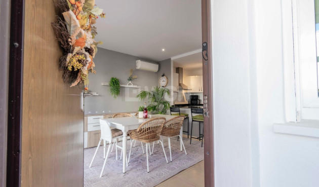 Odsprzedaż - Mieszkanie w bloku - Alhama De Murcia - Condado De Alhama