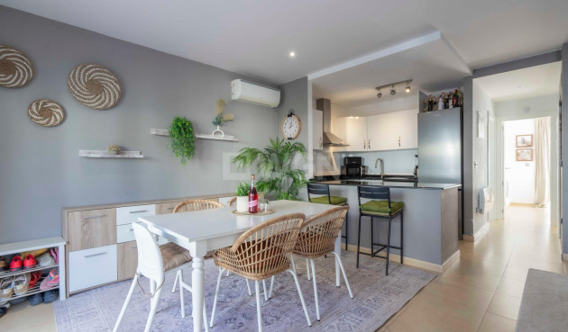 Odsprzedaż - Mieszkanie w bloku - Alhama De Murcia - Condado De Alhama