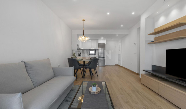 Odsprzedaż - Bungalow - Torrevieja - Los Balcones - Los Altos del Edén