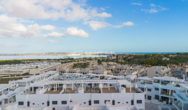 Odsprzedaż - Bungalow - Torrevieja - Los Balcones - Los Altos del Edén