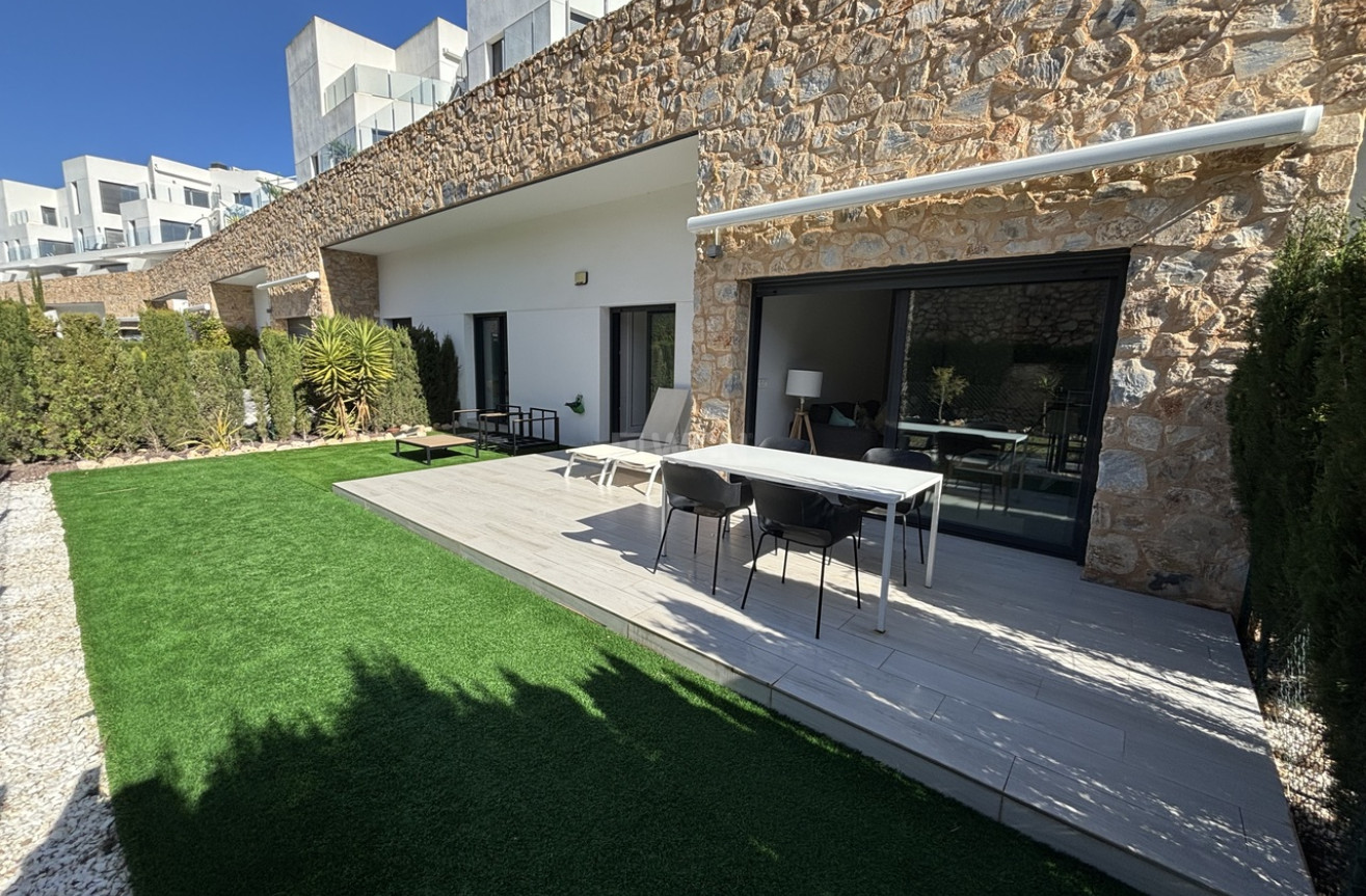 Odsprzedaż - Mieszkanie w bloku - Villamartin - Costa Blanca