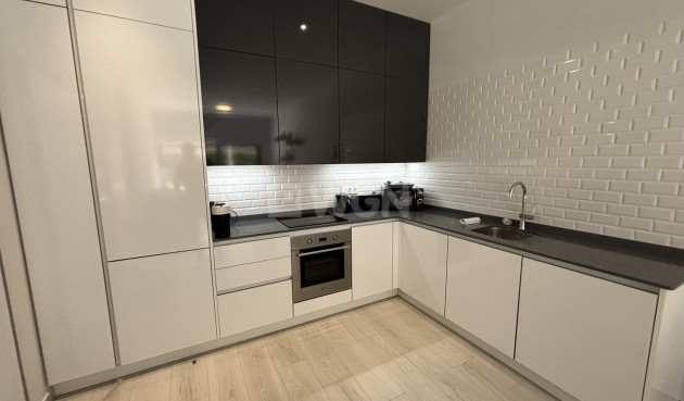 Odsprzedaż - Mieszkanie w bloku - Villamartin - Costa Blanca