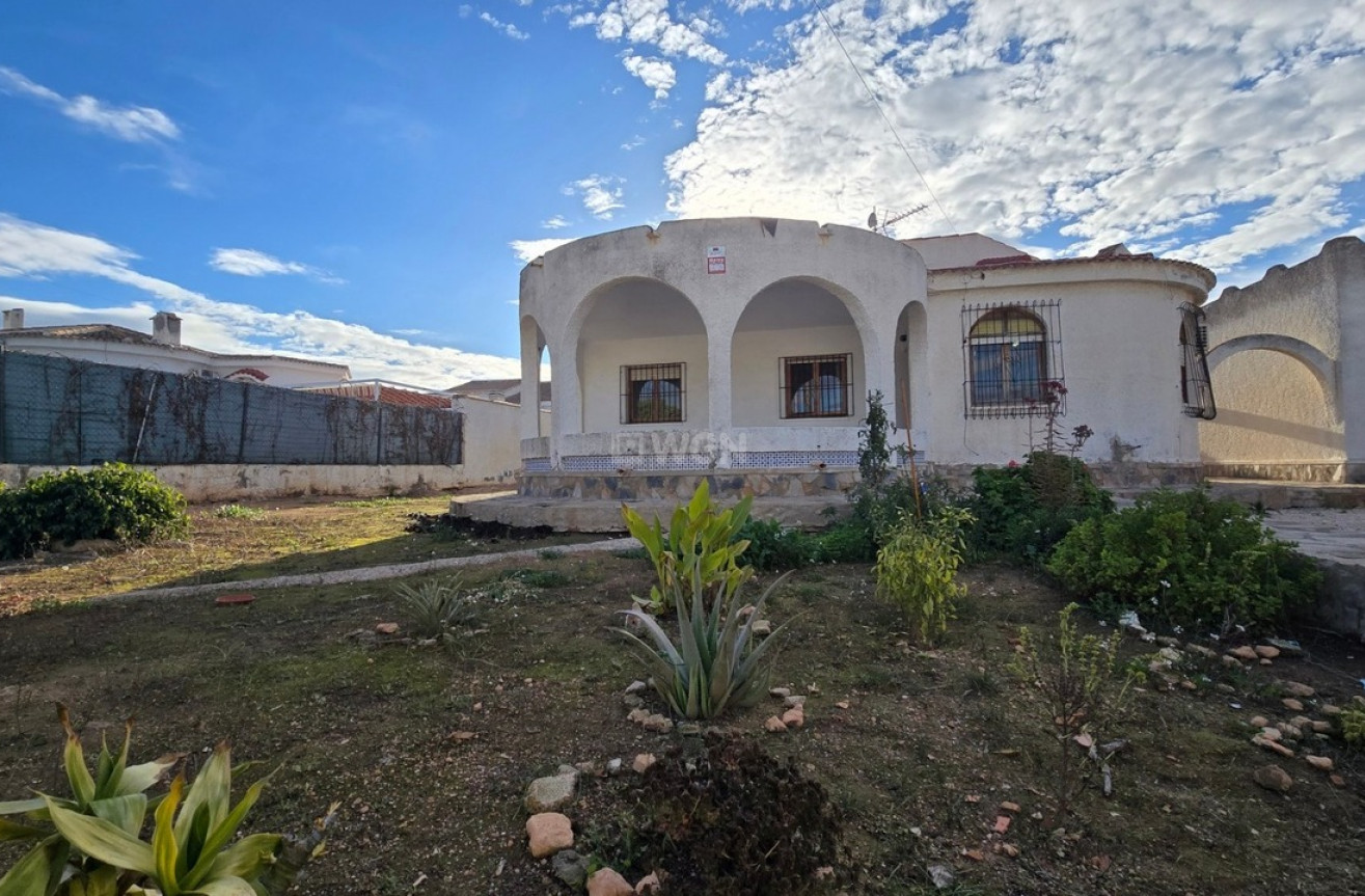 Odsprzedaż - Villa - Torrevieja - Costa Blanca