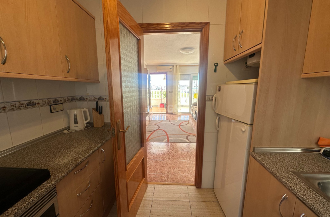 Odsprzedaż - Mieszkanie w bloku - Orihuela - Inland