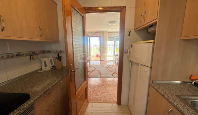 Odsprzedaż - Mieszkanie w bloku - Orihuela - Inland