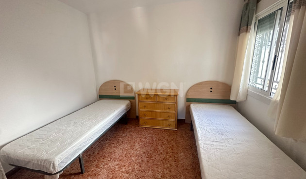 Odsprzedaż - Mieszkanie w bloku - Orihuela - Inland