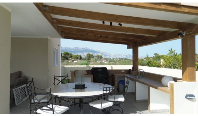 Odsprzedaż - Villa - Alfas del Pí - Costa Blanca