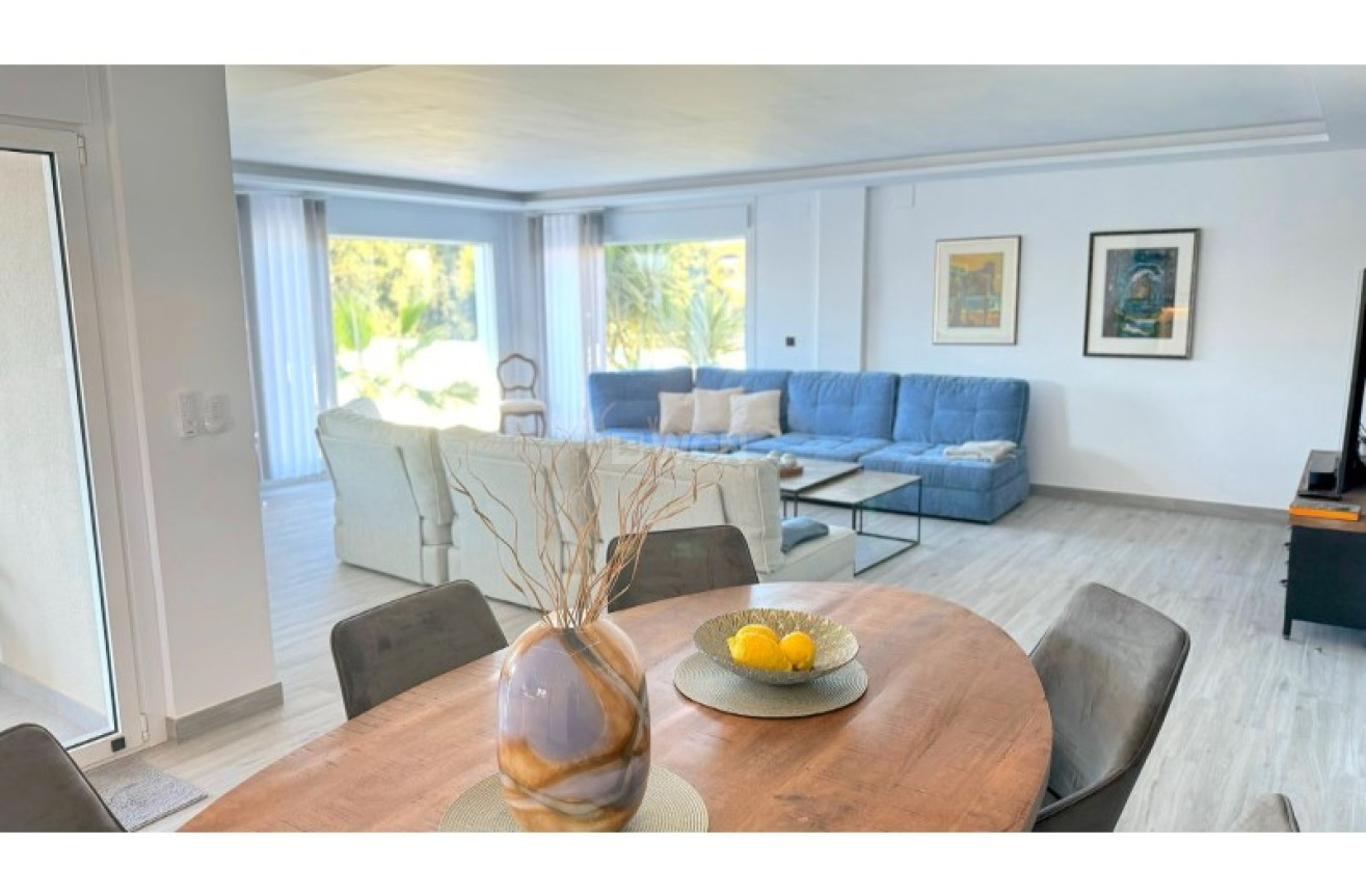 Odsprzedaż - Villa - Alfas del Pí - Costa Blanca