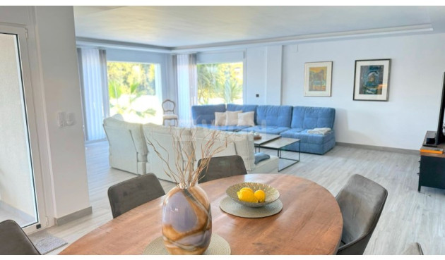 Odsprzedaż - Villa - Alfas del Pí - Costa Blanca