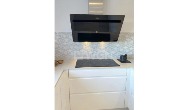 Odsprzedaż - Villa - Alfas del Pí - Costa Blanca