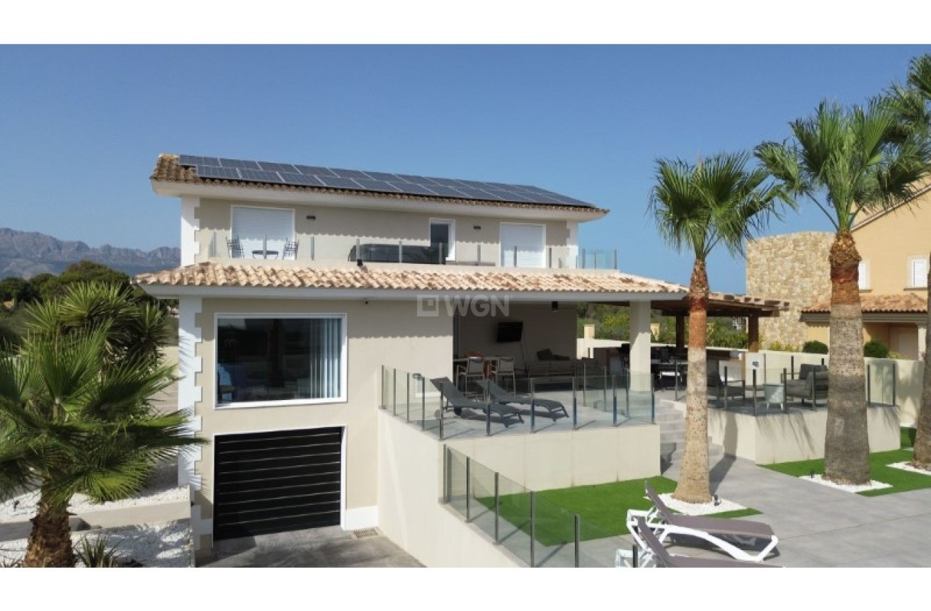 Odsprzedaż - Villa - Alfas del Pí - Costa Blanca