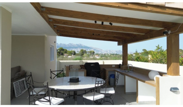 Odsprzedaż - Villa - Alfas del Pí - Costa Blanca