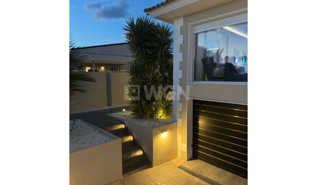 Odsprzedaż - Villa - Alfas del Pí - Costa Blanca