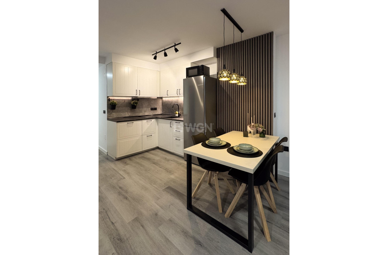 Odsprzedaż - Mieszkanie w bloku - Torrevieja - Curva Del Palangre