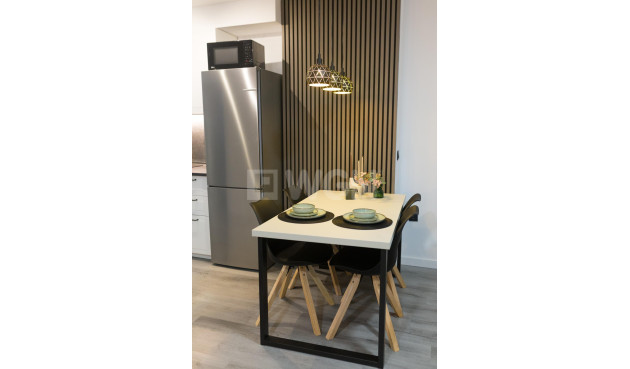 Odsprzedaż - Mieszkanie w bloku - Torrevieja - Curva Del Palangre