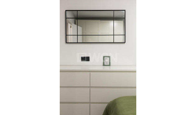 Odsprzedaż - Mieszkanie w bloku - Torrevieja - Curva Del Palangre