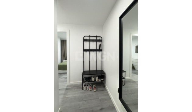 Odsprzedaż - Mieszkanie w bloku - Torrevieja - Curva Del Palangre