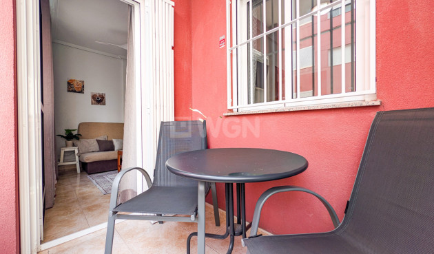 Odsprzedaż - Mieszkanie w bloku - Torrevieja - Costa Blanca