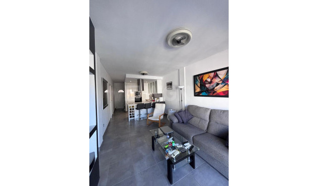 Odsprzedaż - Mieszkanie w bloku - Villamartin - Costa Blanca