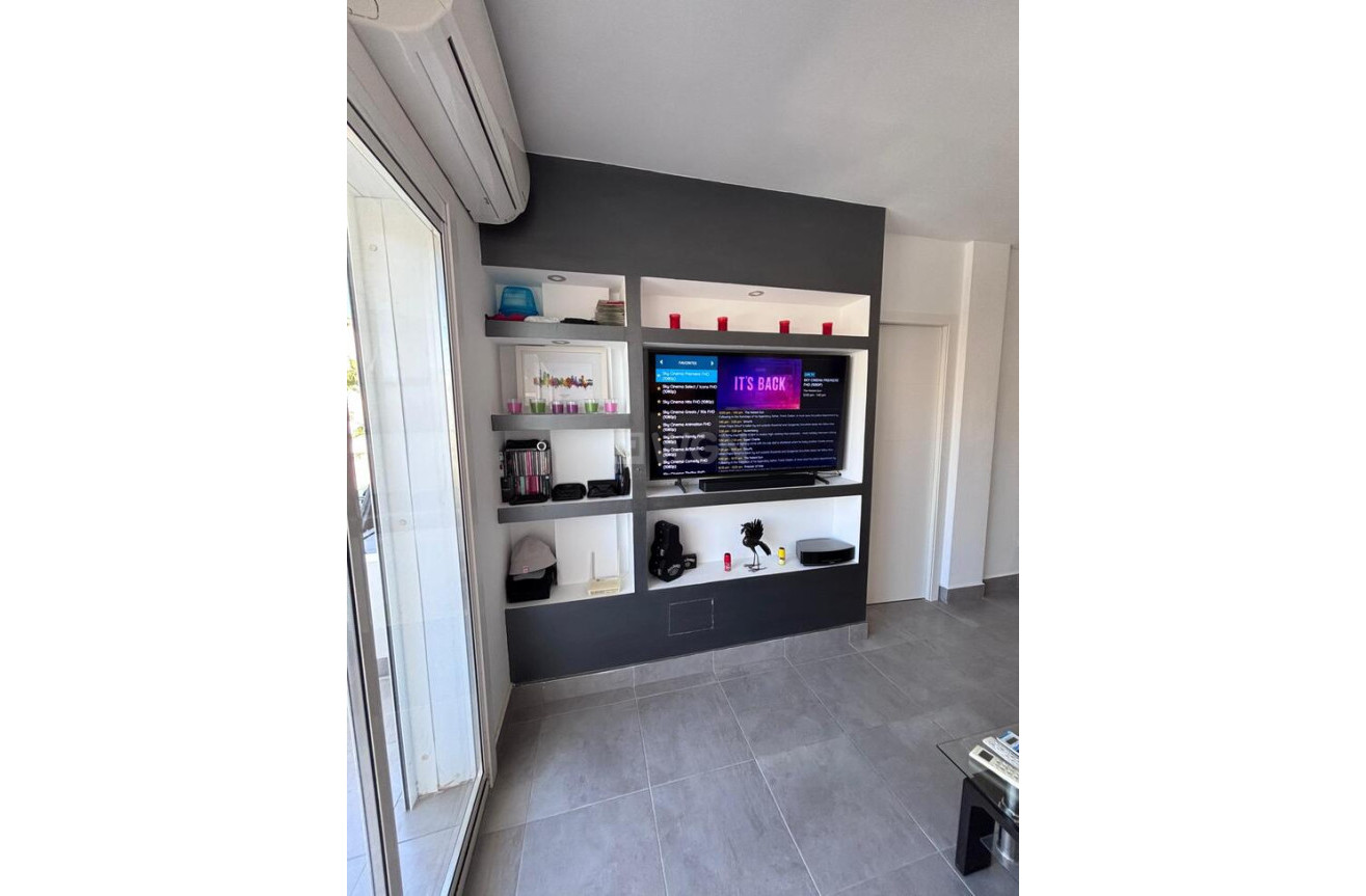 Odsprzedaż - Mieszkanie w bloku - Villamartin - Costa Blanca