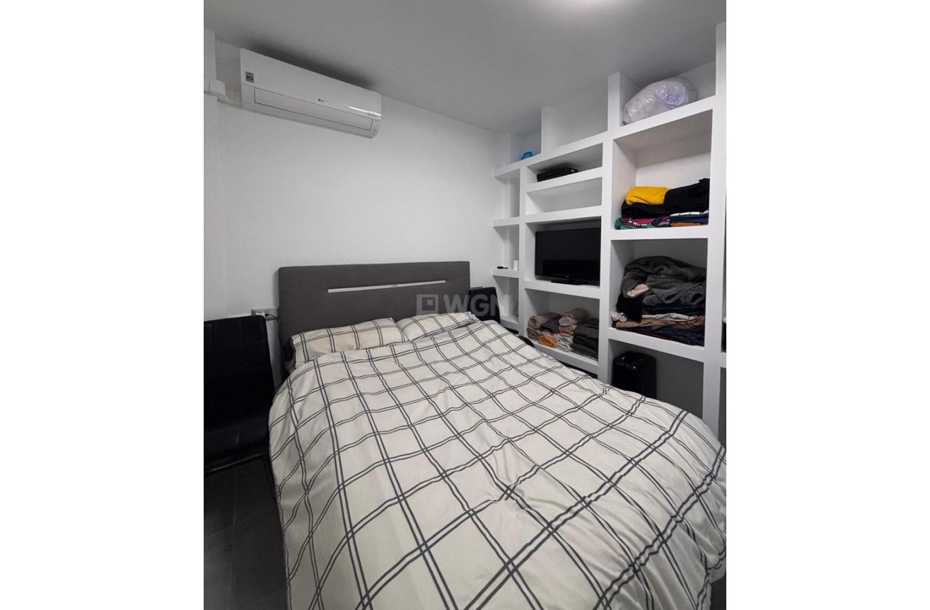 Odsprzedaż - Mieszkanie w bloku - Villamartin - Costa Blanca