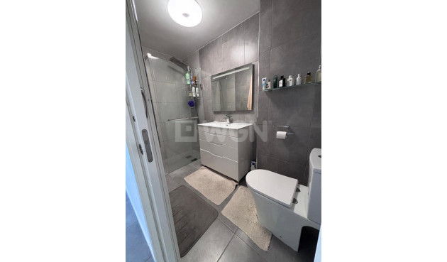 Odsprzedaż - Mieszkanie w bloku - Villamartin - Costa Blanca