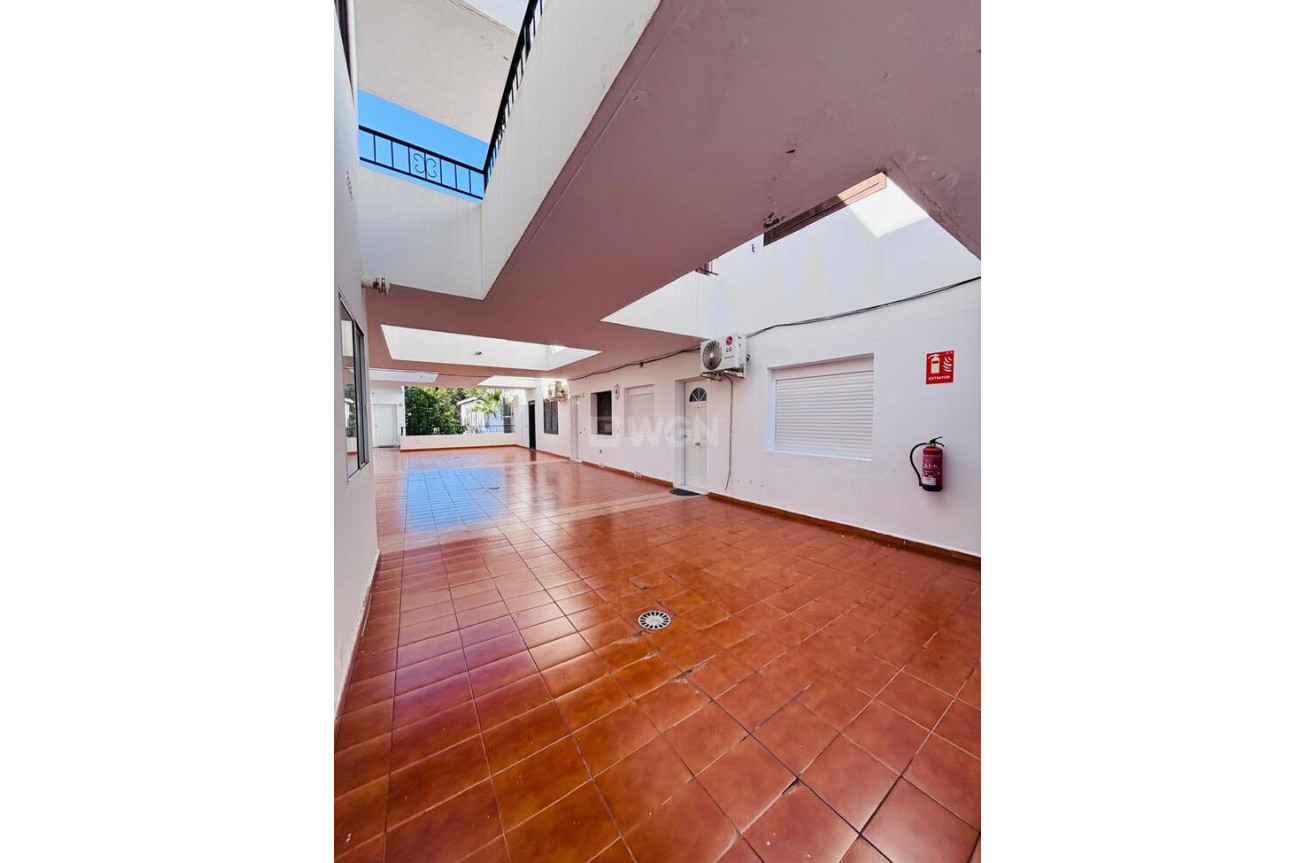 Odsprzedaż - Mieszkanie w bloku - Villamartin - Costa Blanca