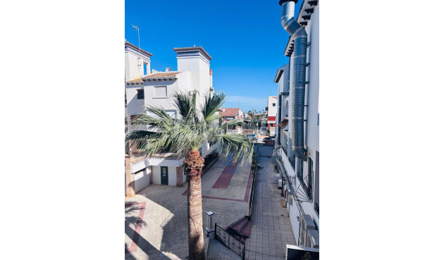 Odsprzedaż - Mieszkanie w bloku - Villamartin - Costa Blanca