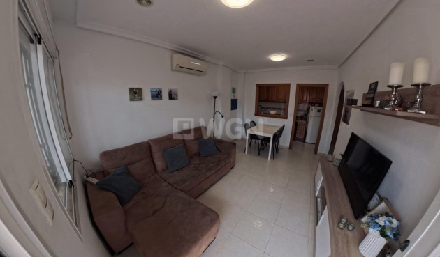 Odsprzedaż - Mieszkanie w bloku - Torrevieja - Centro