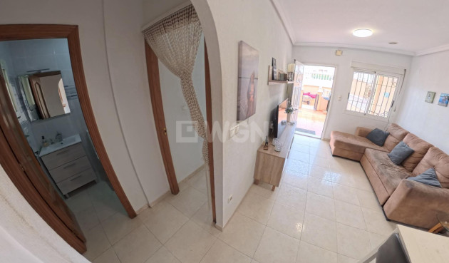 Odsprzedaż - Mieszkanie w bloku - Torrevieja - Centro