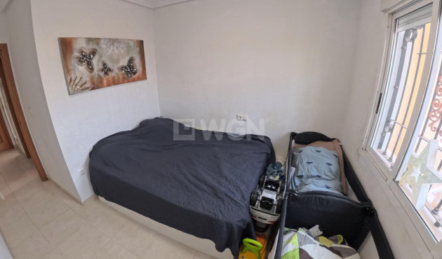 Odsprzedaż - Mieszkanie w bloku - Torrevieja - Centro