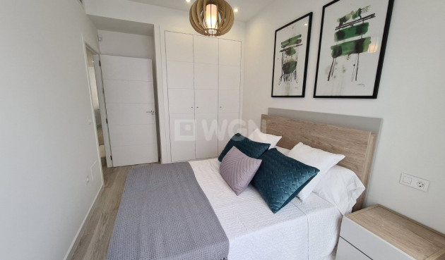 Nowy budynek - Kamienica - Avileses