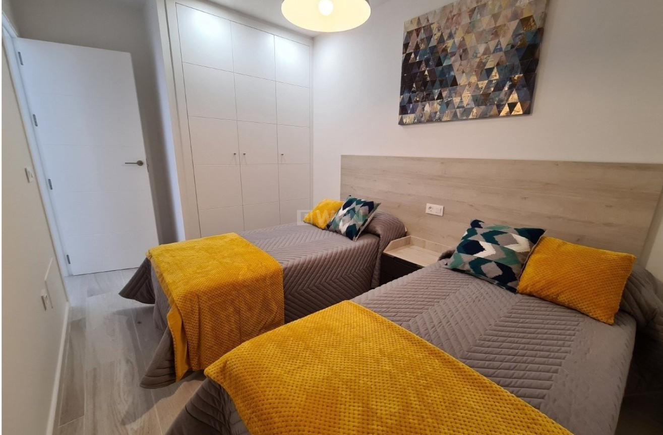 Nowy budynek - Kamienica - Avileses