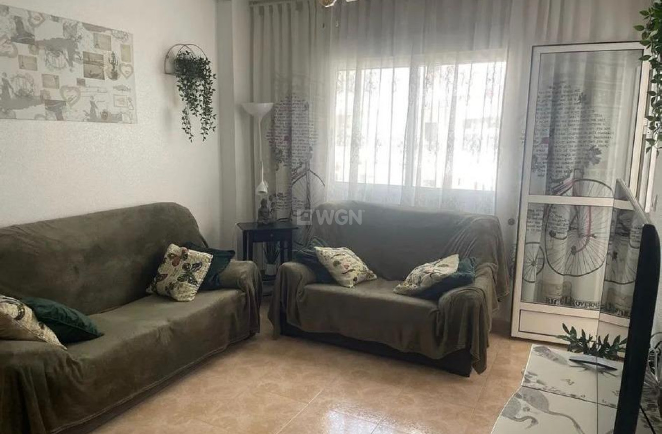 Resale - Apartment / flat - Torrevieja - Centro