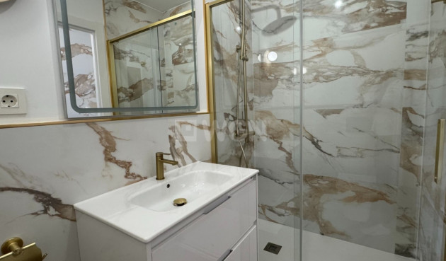 Odsprzedaż - Mieszkanie w bloku - Orihuela Costa - Costa Blanca