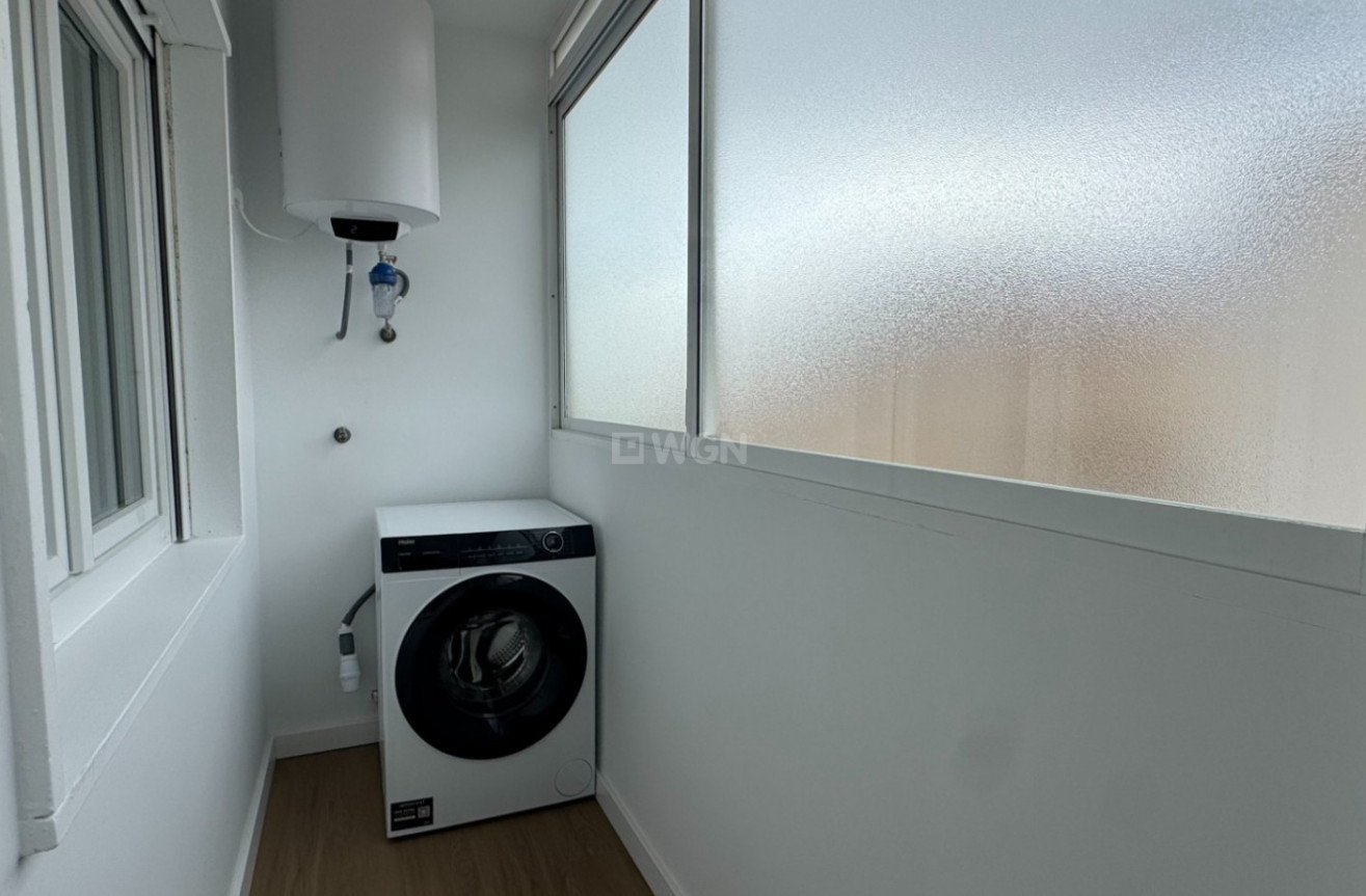 Odsprzedaż - Mieszkanie w bloku - Orihuela Costa - Costa Blanca