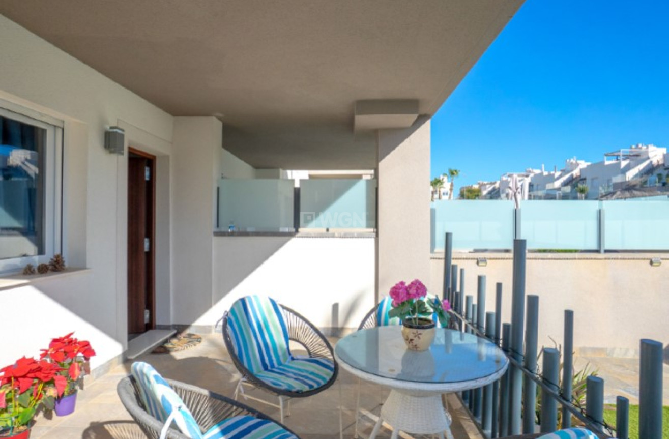 Odsprzedaż - Mieszkanie w bloku - Torrevieja - Costa Blanca