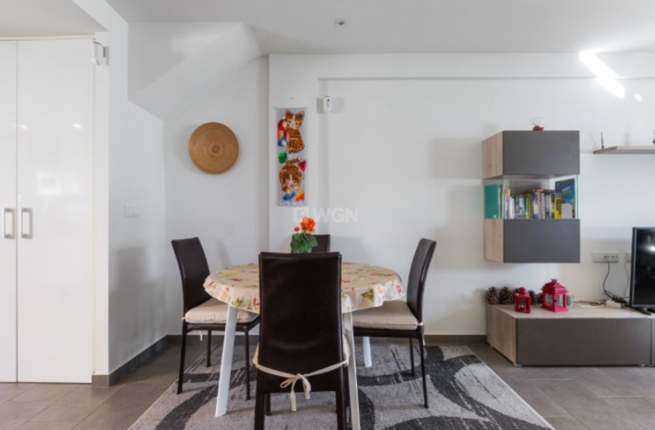 Odsprzedaż - Mieszkanie w bloku - Torrevieja - Costa Blanca