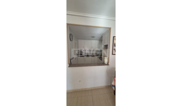 Odsprzedaż - Mieszkanie w bloku - Torrevieja - La Mata Pueblo