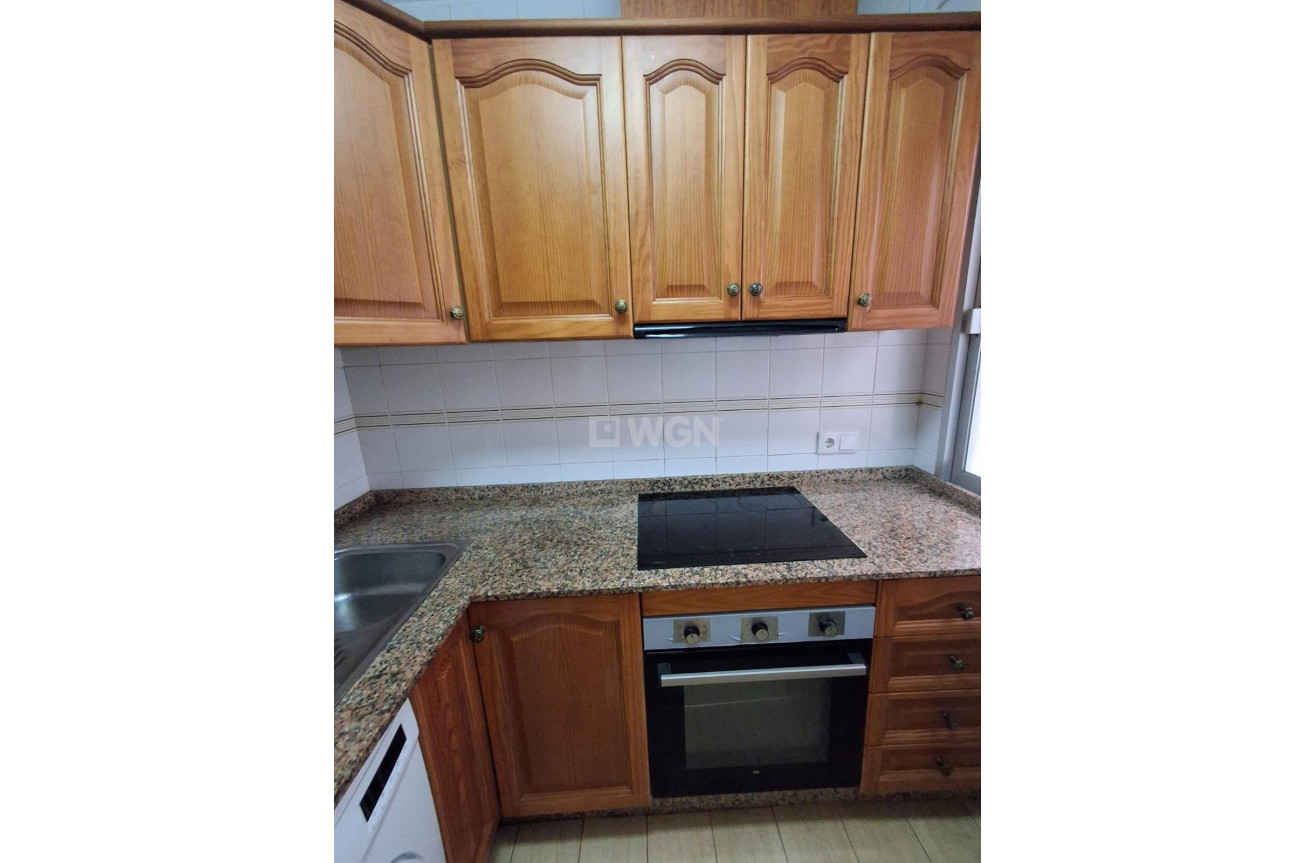 Odsprzedaż - Mieszkanie w bloku - Guardamar del Segura - Guardamar Playa