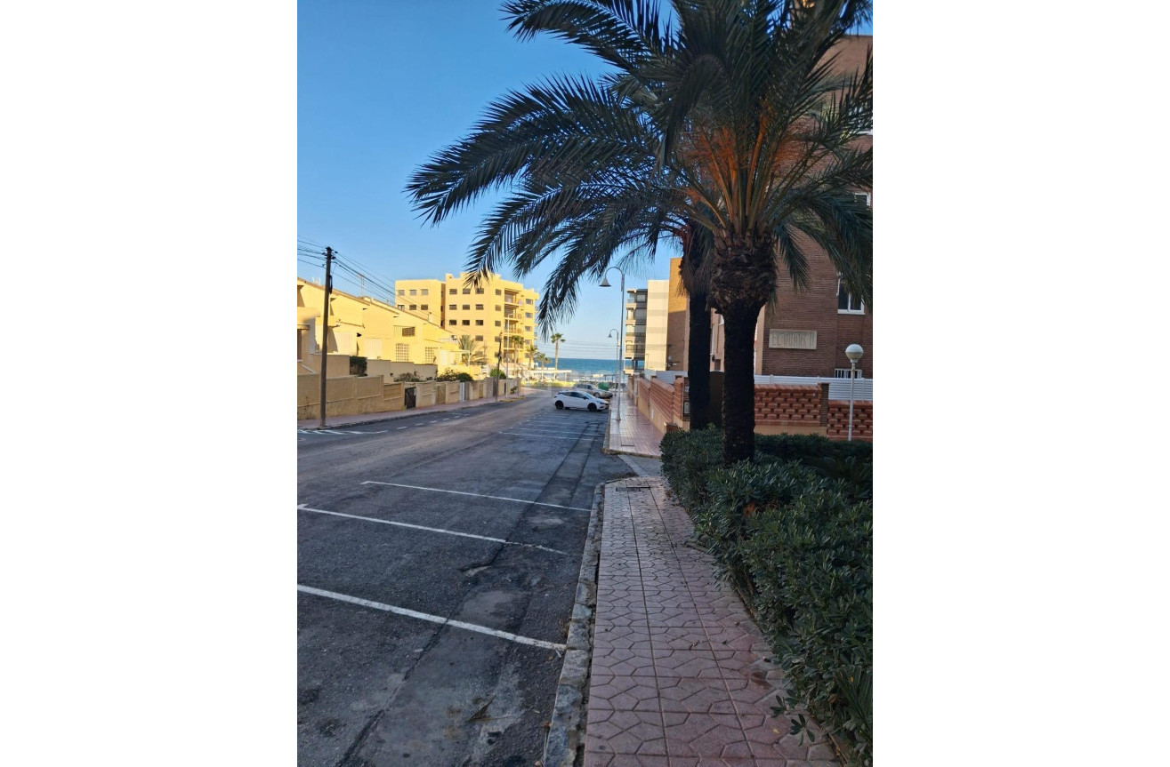 Odsprzedaż - Mieszkanie w bloku - Guardamar del Segura - Guardamar Playa